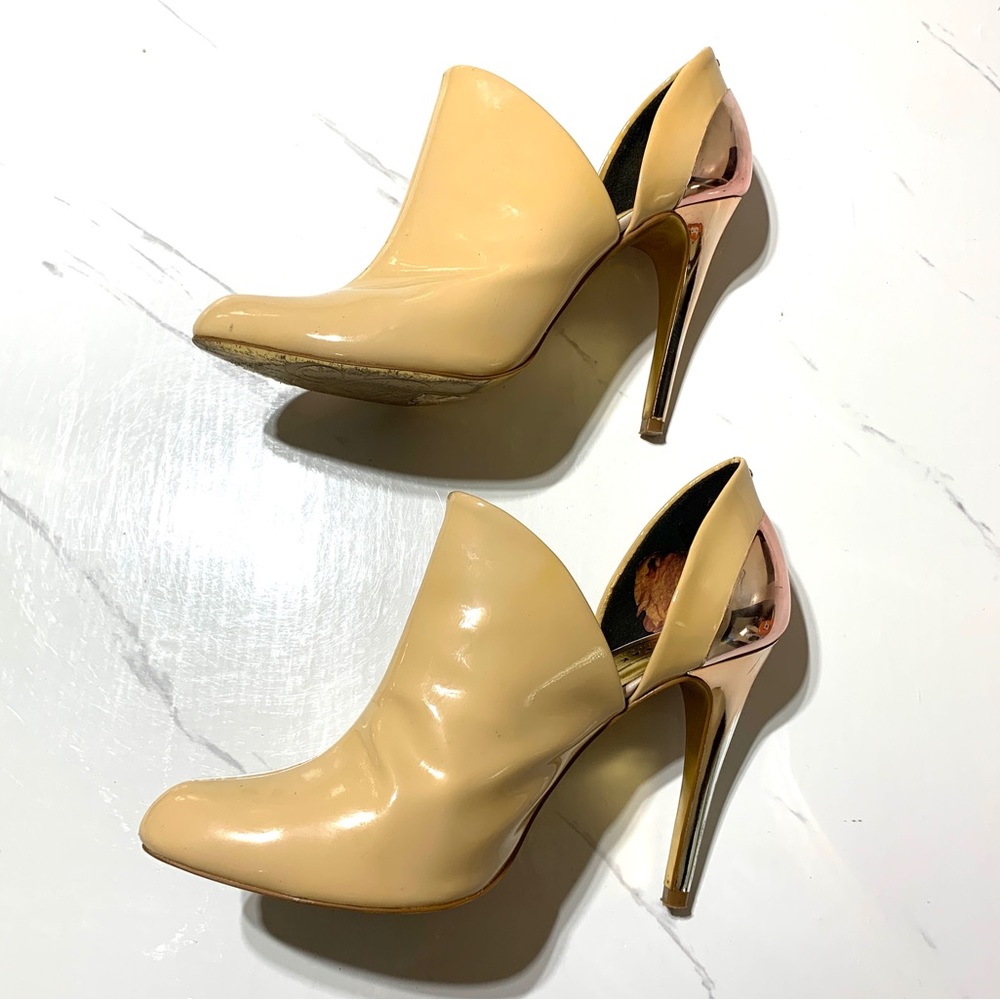 TED BAKER LONDON Wheat Patent Slip On Booties Rose Gold Heels Sz 37 - Picture 4 of 12